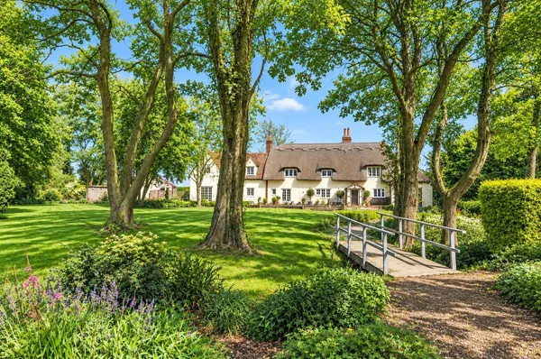 Aythorpe Roding, Essex, CM6 photo 2