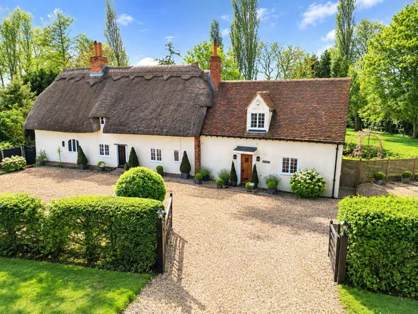 Aythorpe Roding, Essex, CM6 photo 3