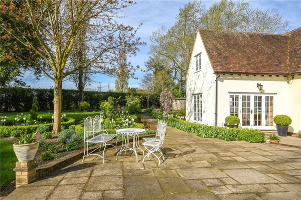 Aythorpe Roding, Essex, CM6 photo 19