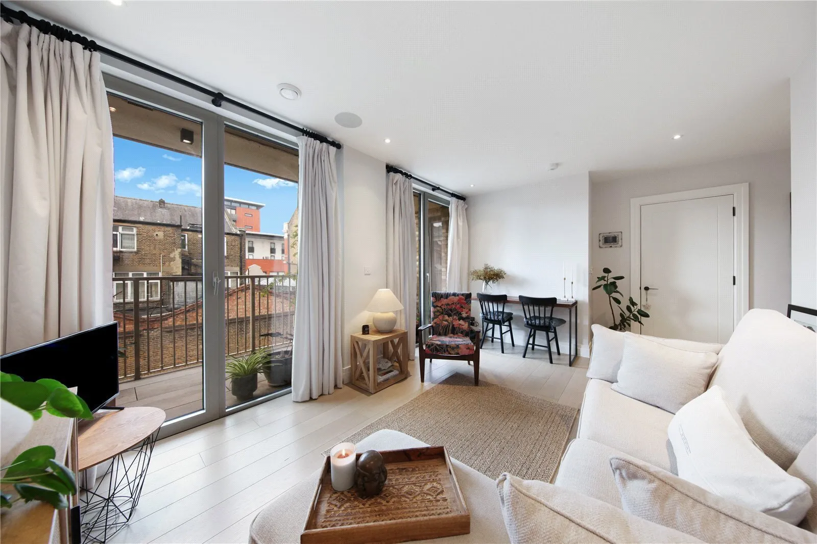 Espalier Gardens, Kilburn, London, NW6