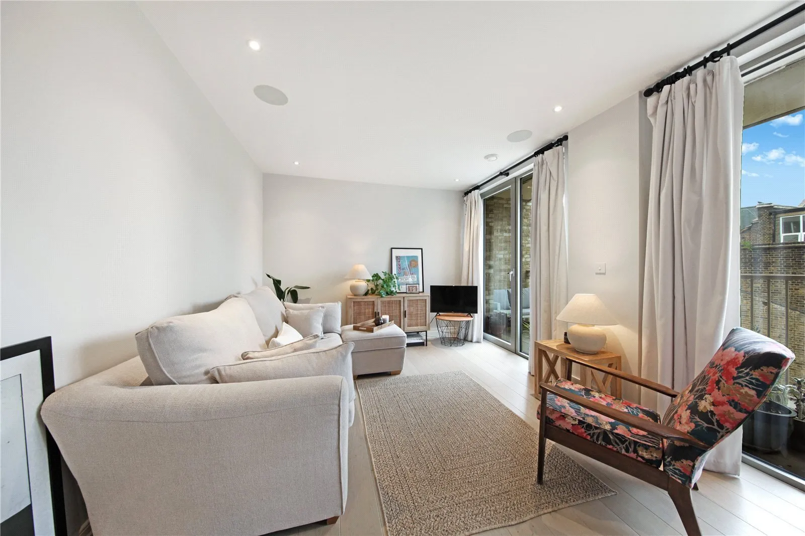 Espalier Gardens, Kilburn, London, NW6
