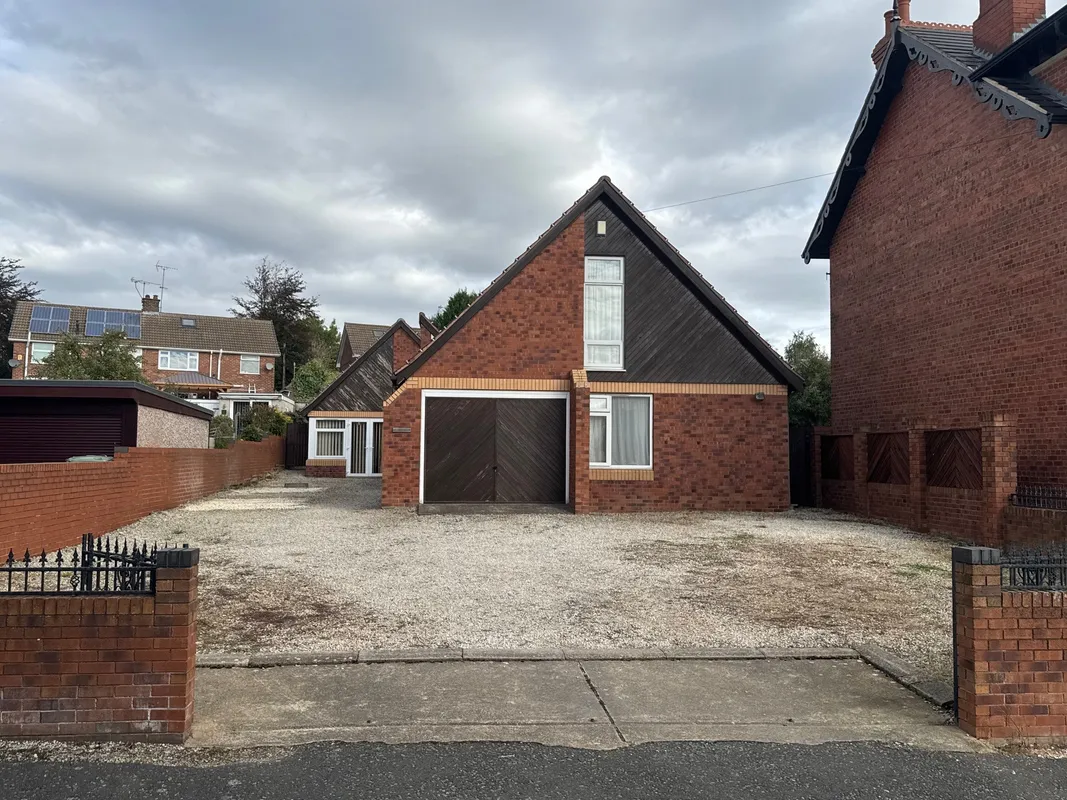 Cedarwood,  Fox Road Whitwell