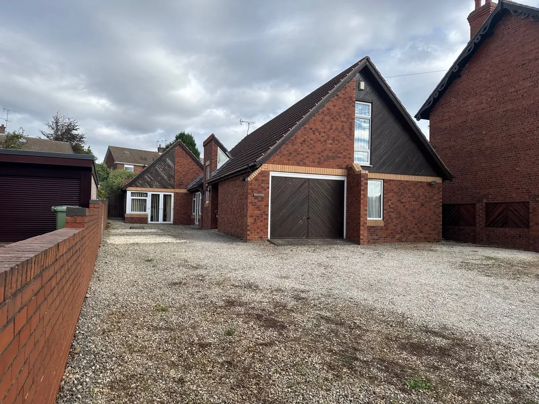 Cedarwood,  Fox Road Whitwell