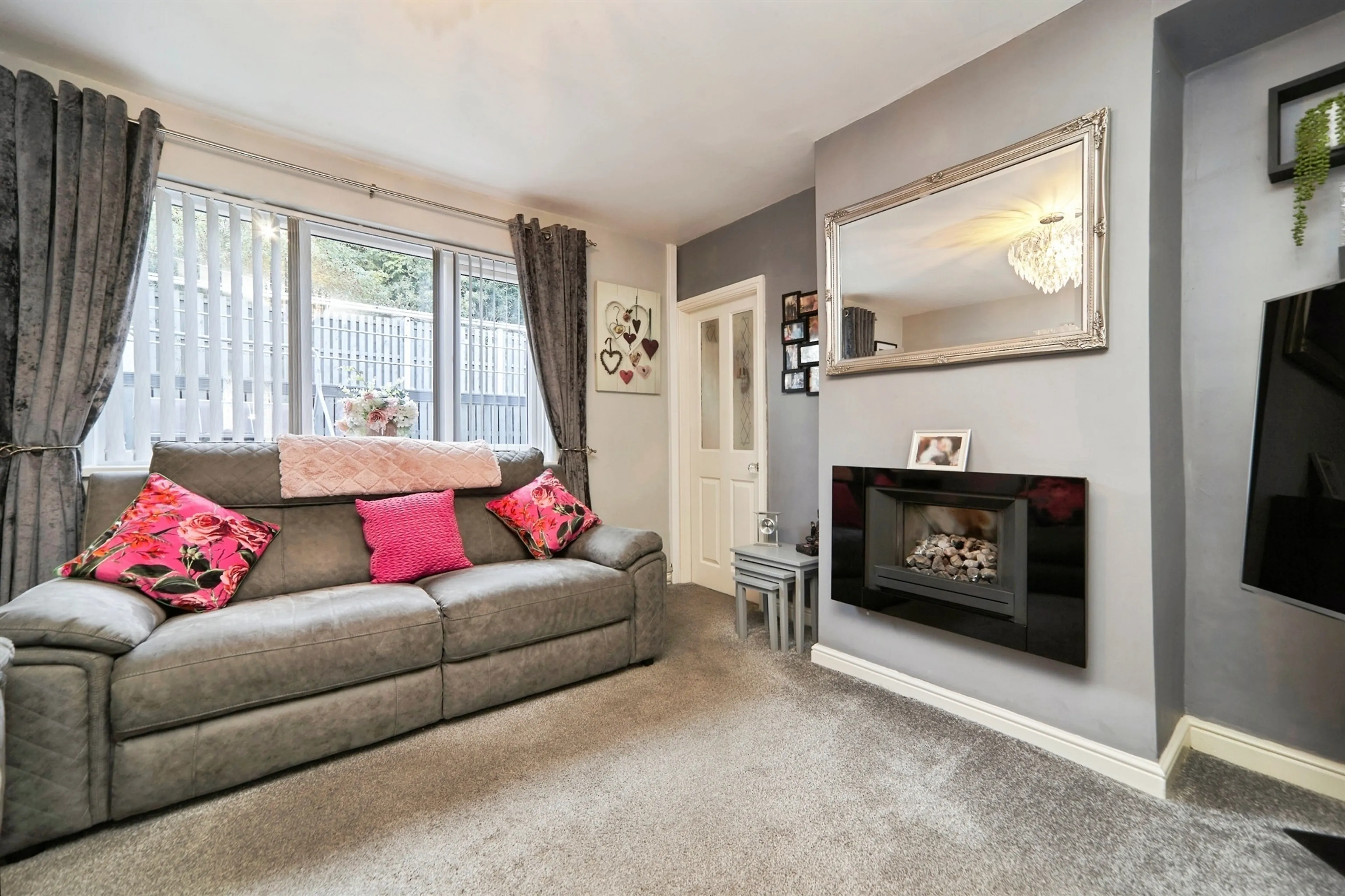 Property at Orchard Grove, Bradford