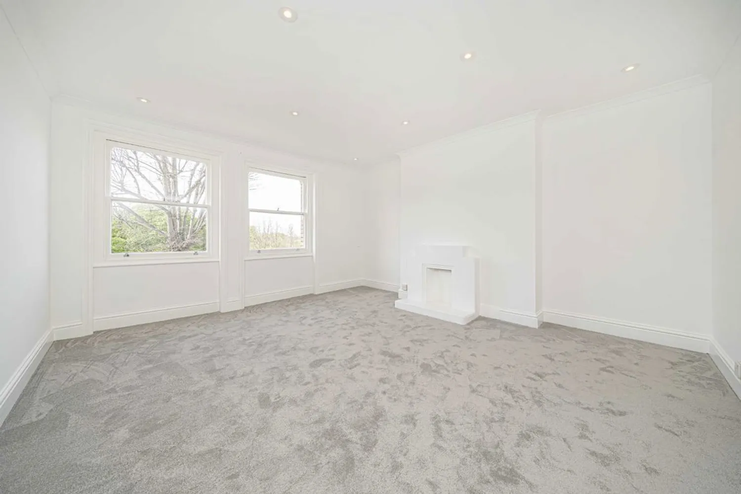 Church Grove, Kingston Upon Thames, KT1 photo 2