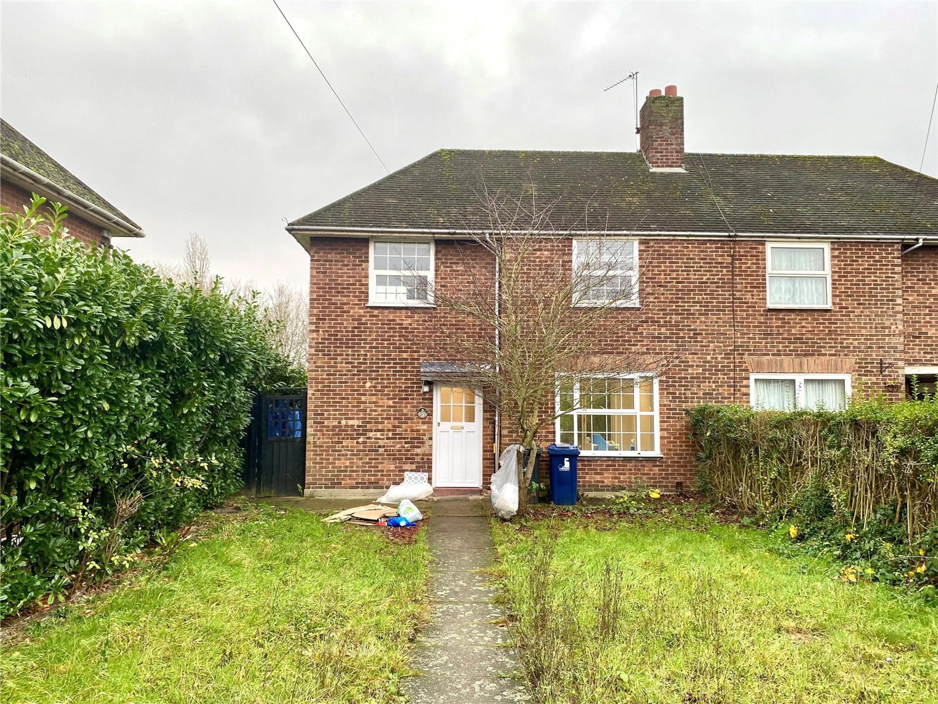Property at Alwyn Gardens, London, W3