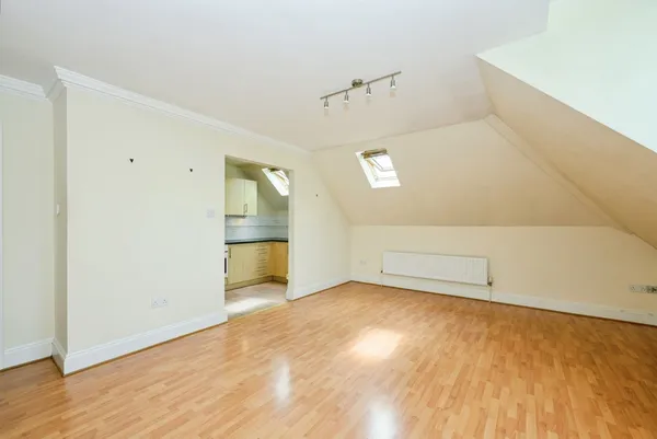 Ladbroke Road, Redhill, Surrey, RH1