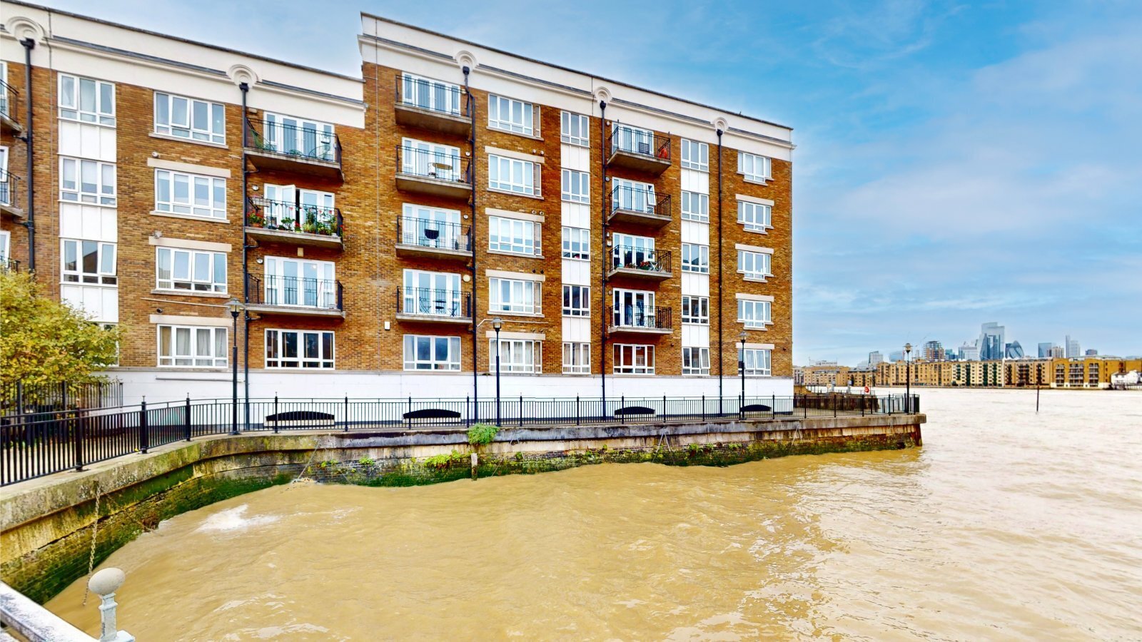 Leeside Court, 169 Rotherhithe Street, London, SE16 Image 1