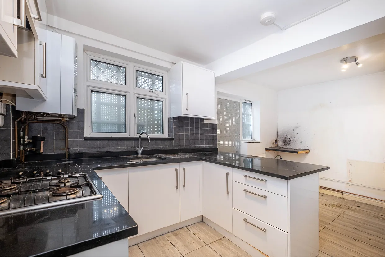 Upper Brighton Road, Surbiton, KT6 photo 2