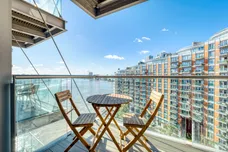 Fairmont Avenue, London, E14 photo 14