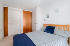 Fairmont Avenue, London, E14 photo 25