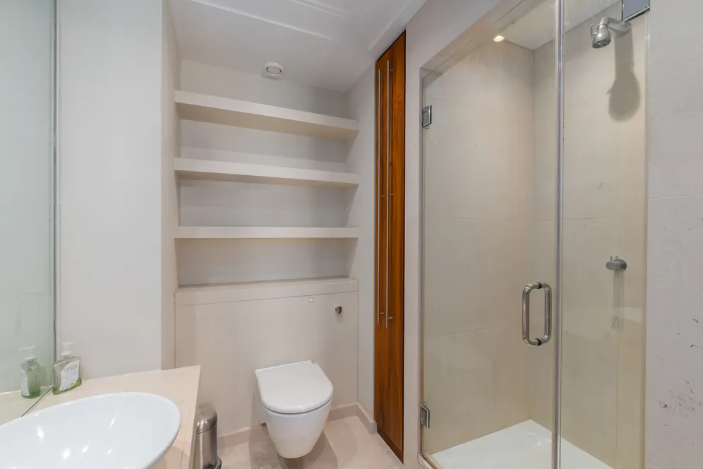 Fairmont Avenue, London, E14 photo 26