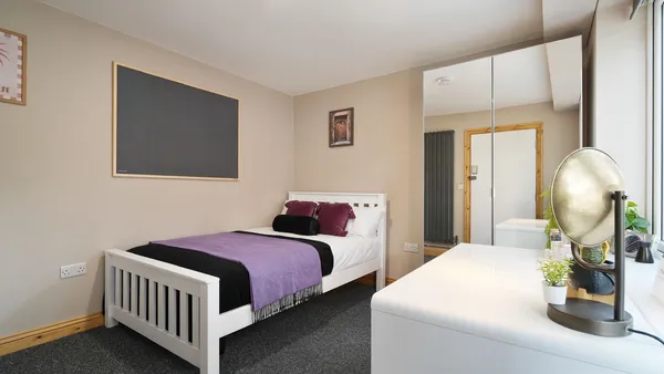 £185 pppw, Forsythia Gardens, NG7