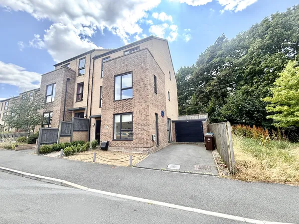 Park Grange Drive, Norfolk Park, Shef...