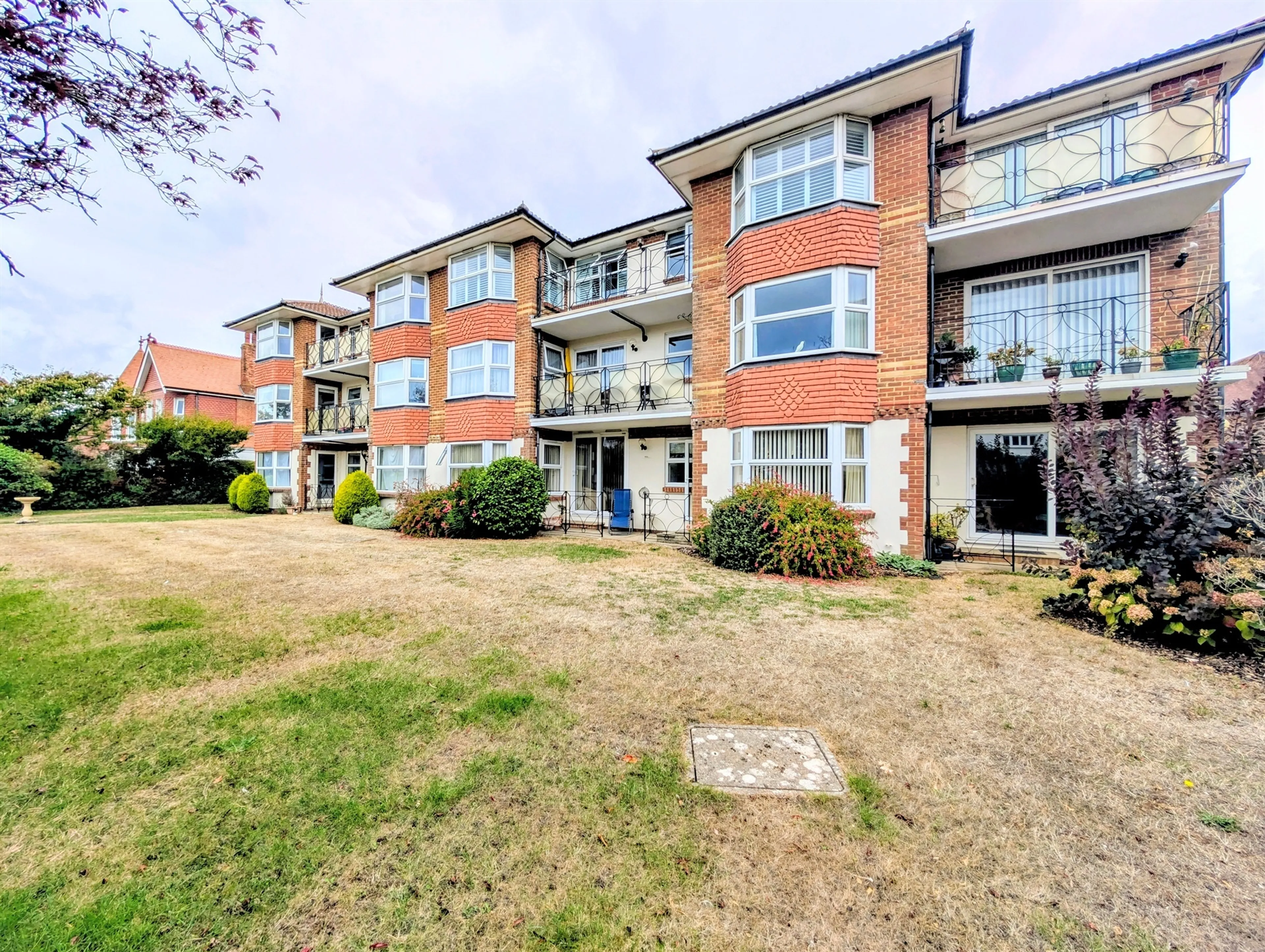 Property at Westmead Gardens, Worthing