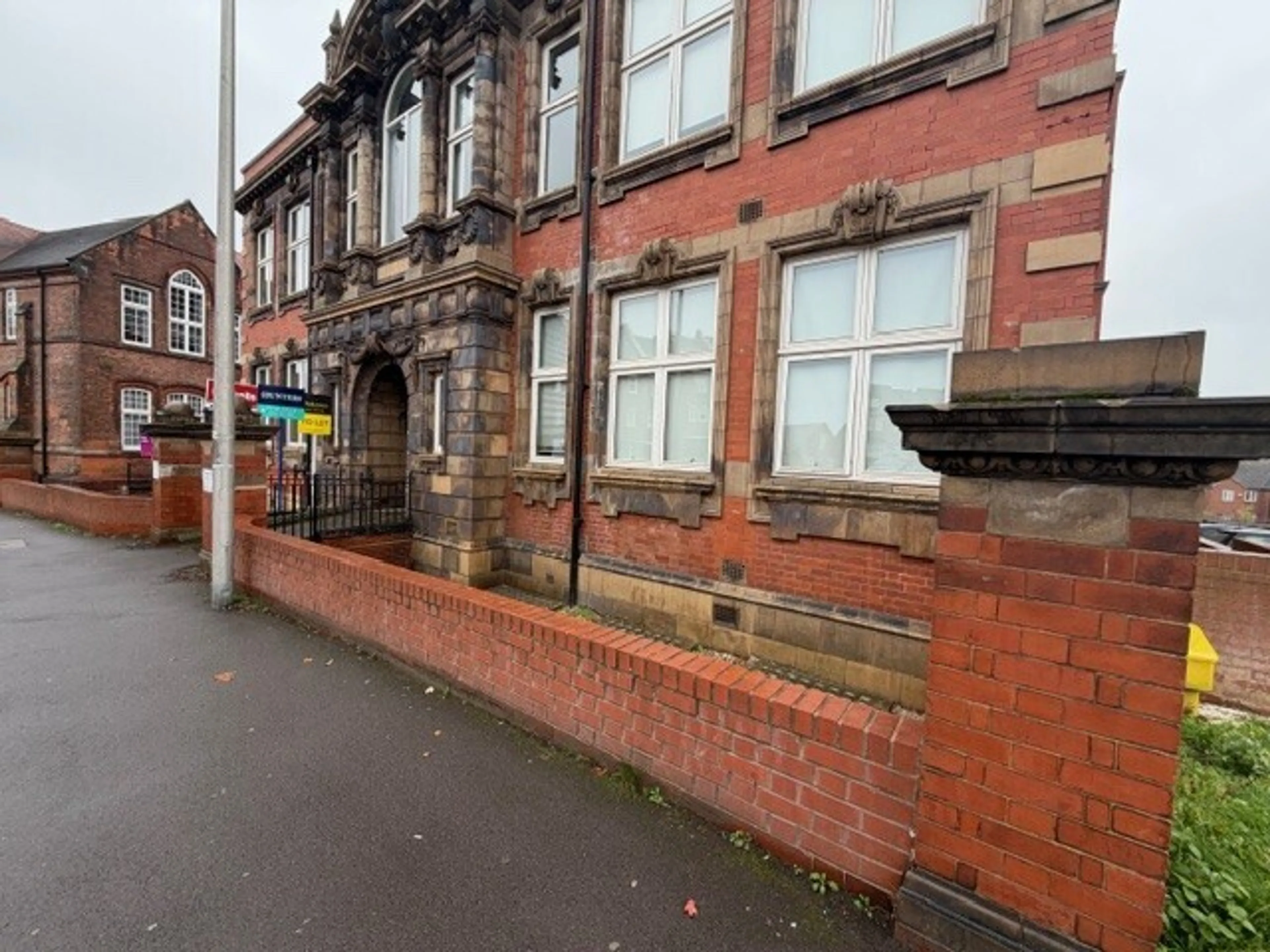 Property photo 0