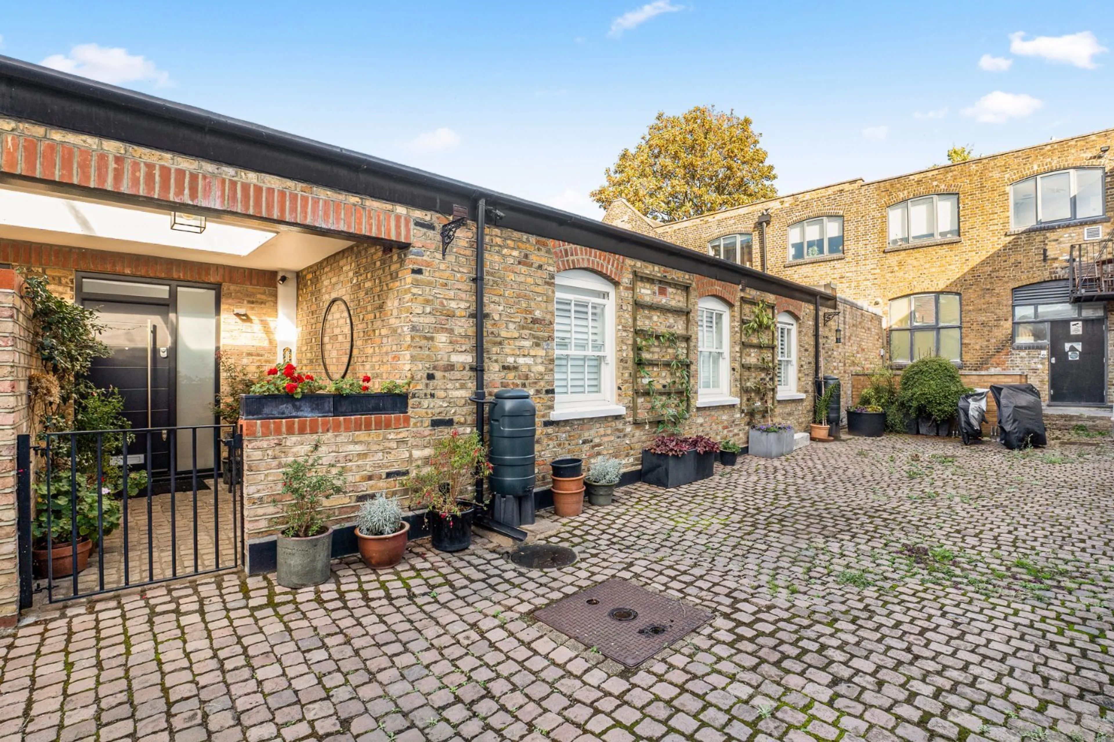 Property at Filmer Mews, Fulham, London, SW6