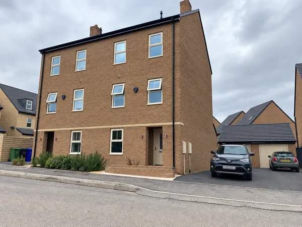 Comley Crescent, Chesterfield, S41