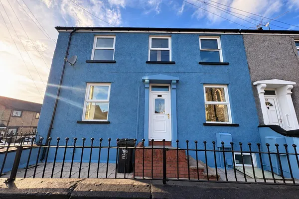 Albert Avenue, Newport