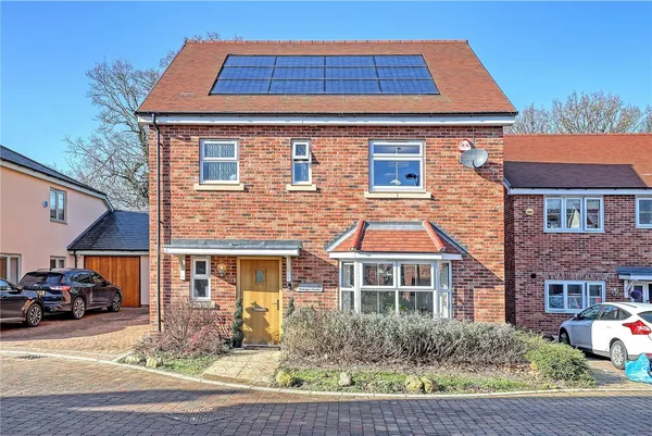 Watlington Gardens, BRENTWOOD, Essex,...