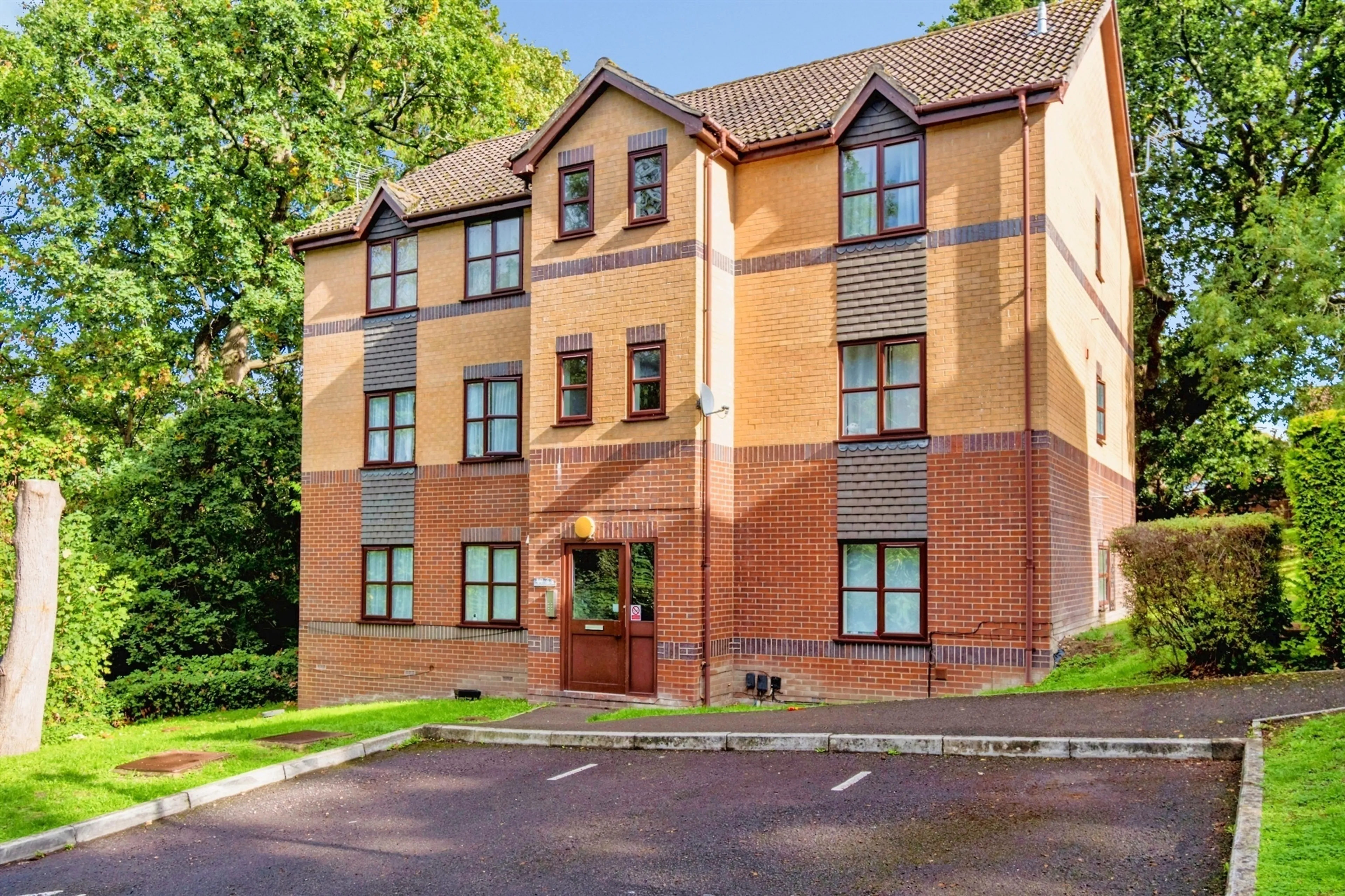 Property at Briarswood, Southampton
