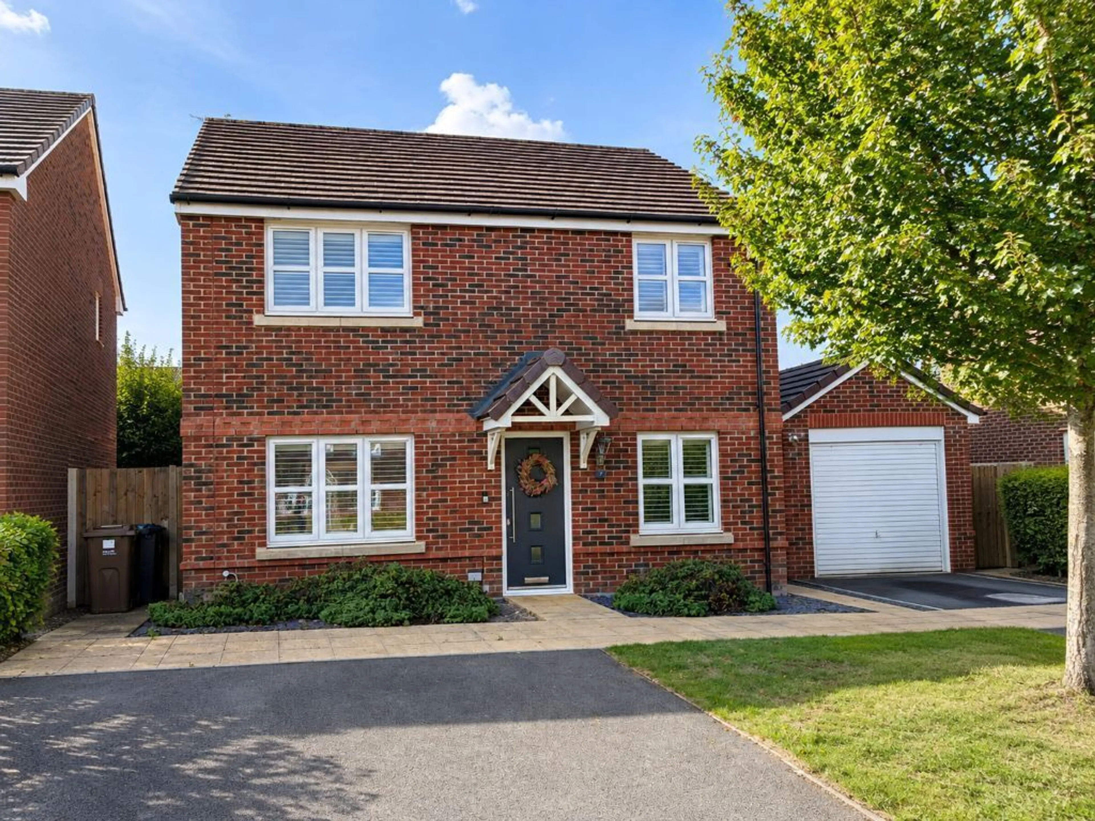 Property photo 0