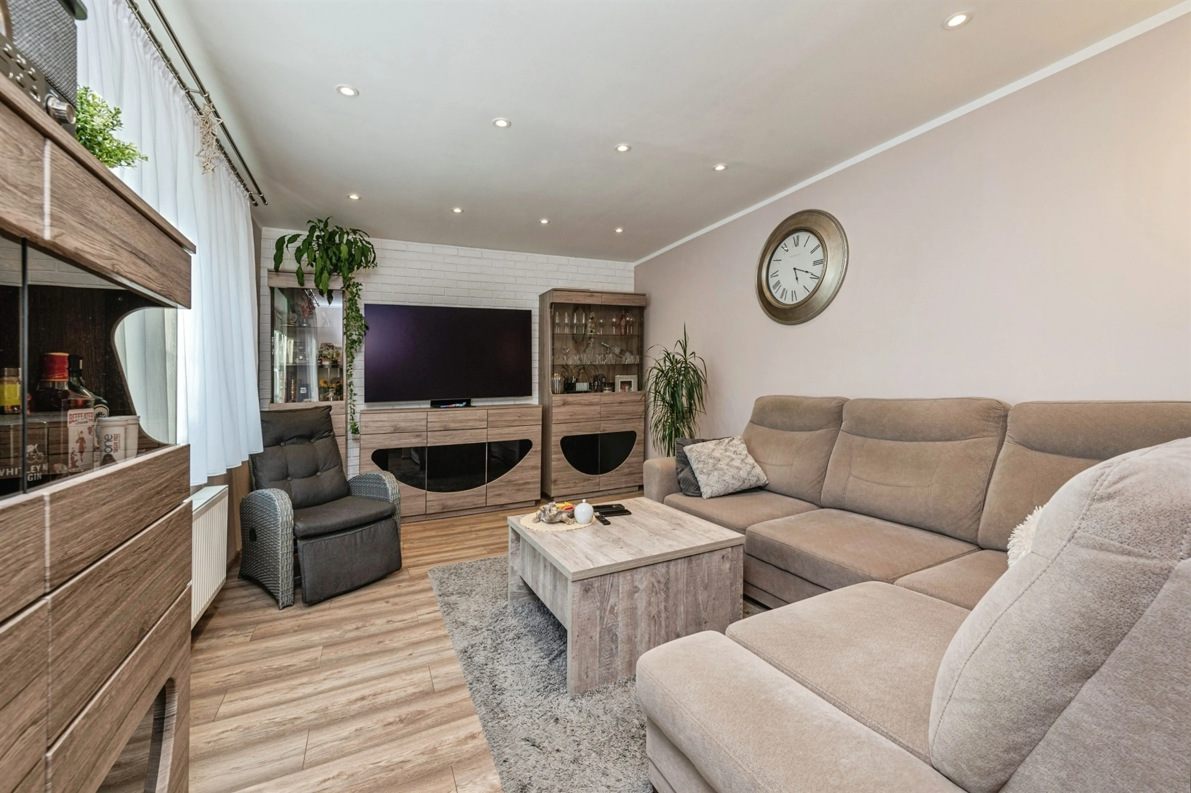 Property at Princess Road, Chickenley