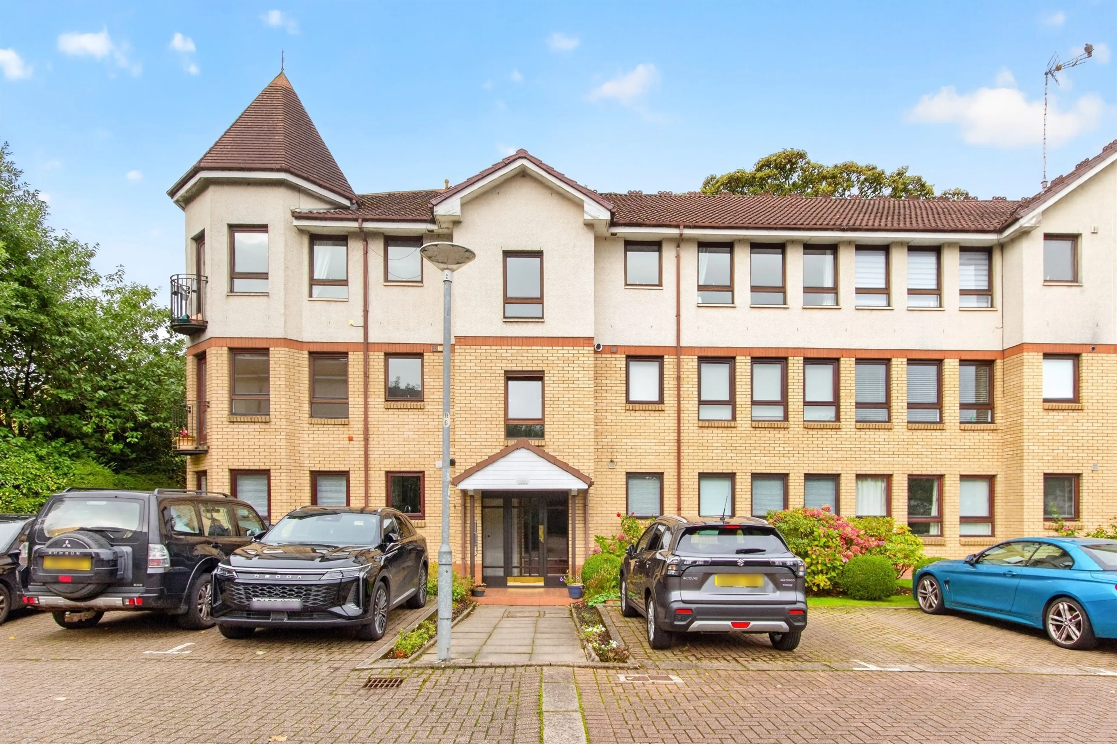 Property at Woodlands Road, Thornliebank, Glasgow