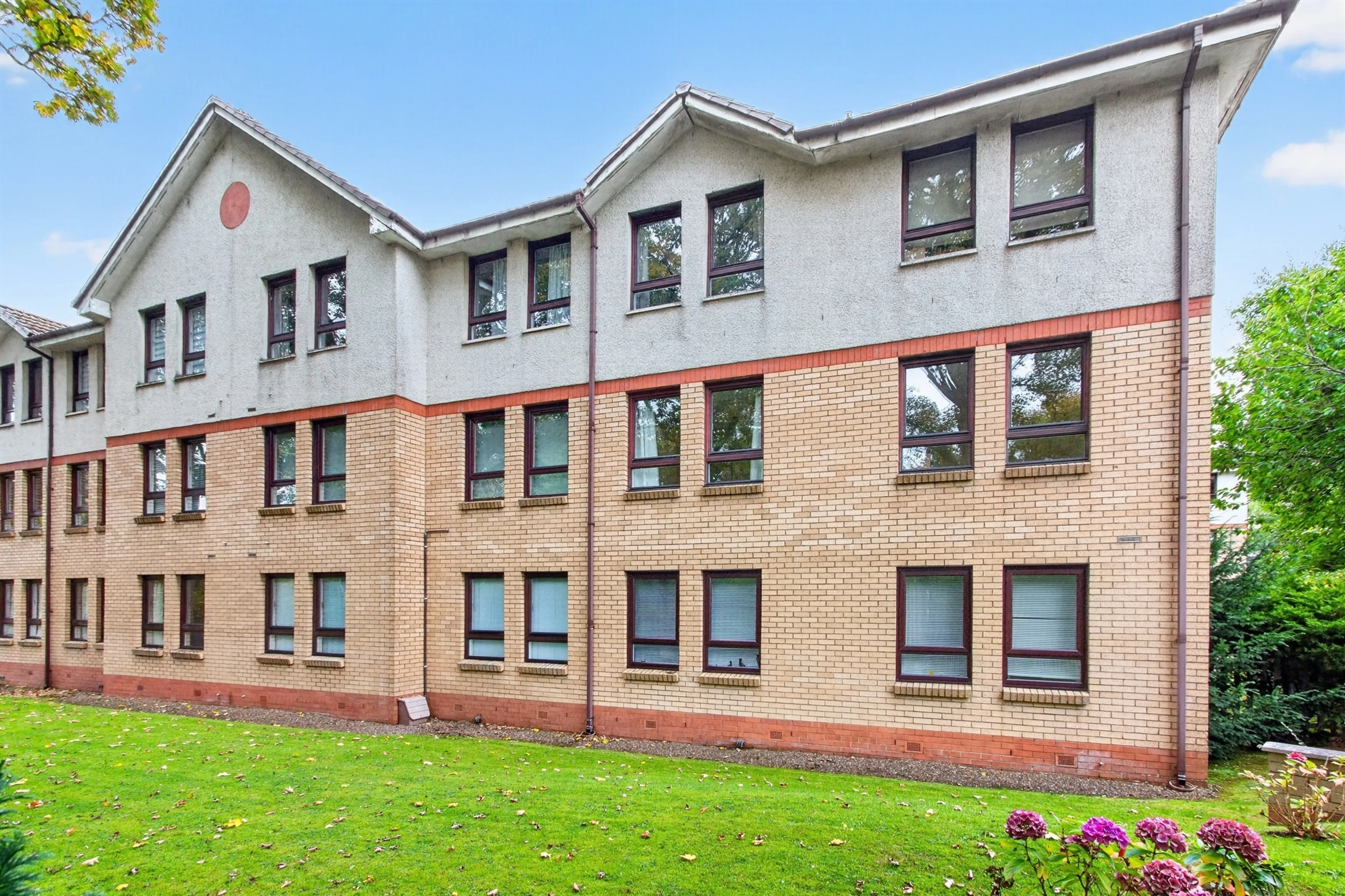 Property at Woodlands Road, Thornliebank, Glasgow