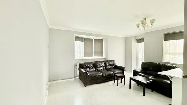Wallers Close ,Woodford Green IG8