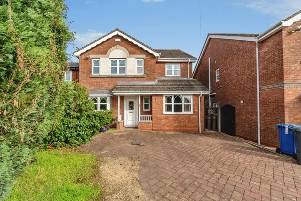 Cannock Road, Burntwood, Staffordshir...