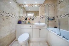 18 Lombard Road, London, SW11 photo 8