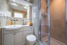 18 Lombard Road, London, SW11 photo 16