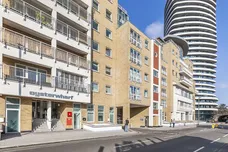 18 Lombard Road, London, SW11 photo 28