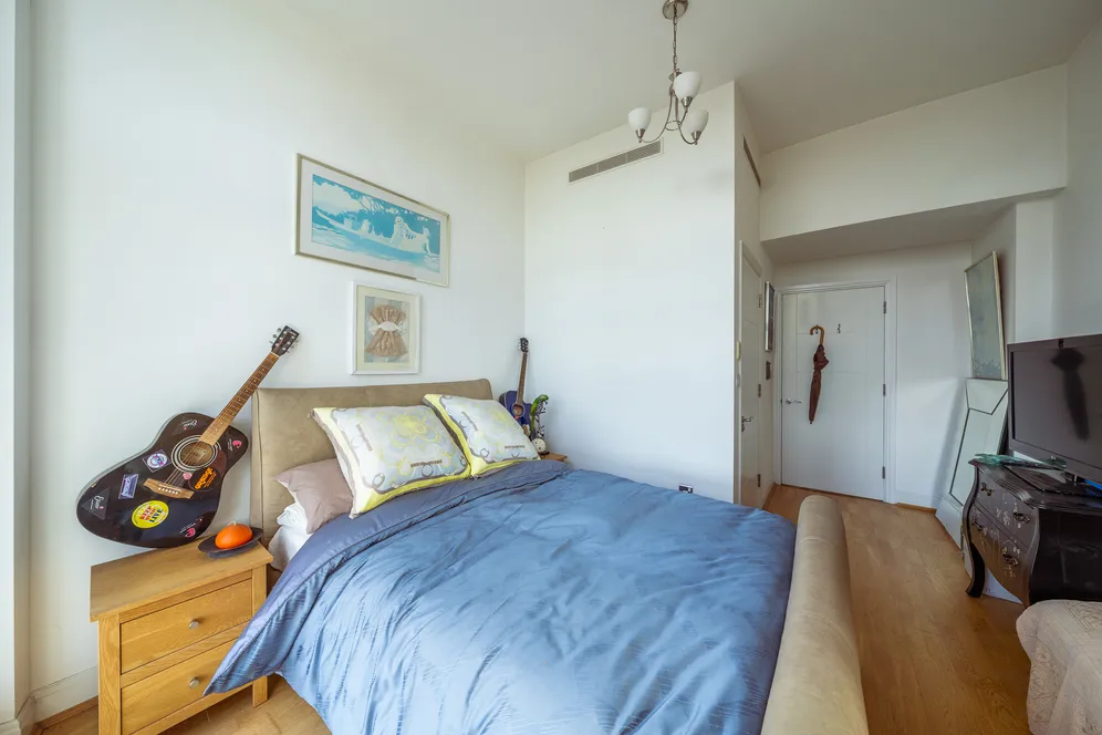 18 Lombard Road, London, SW11 photo 12