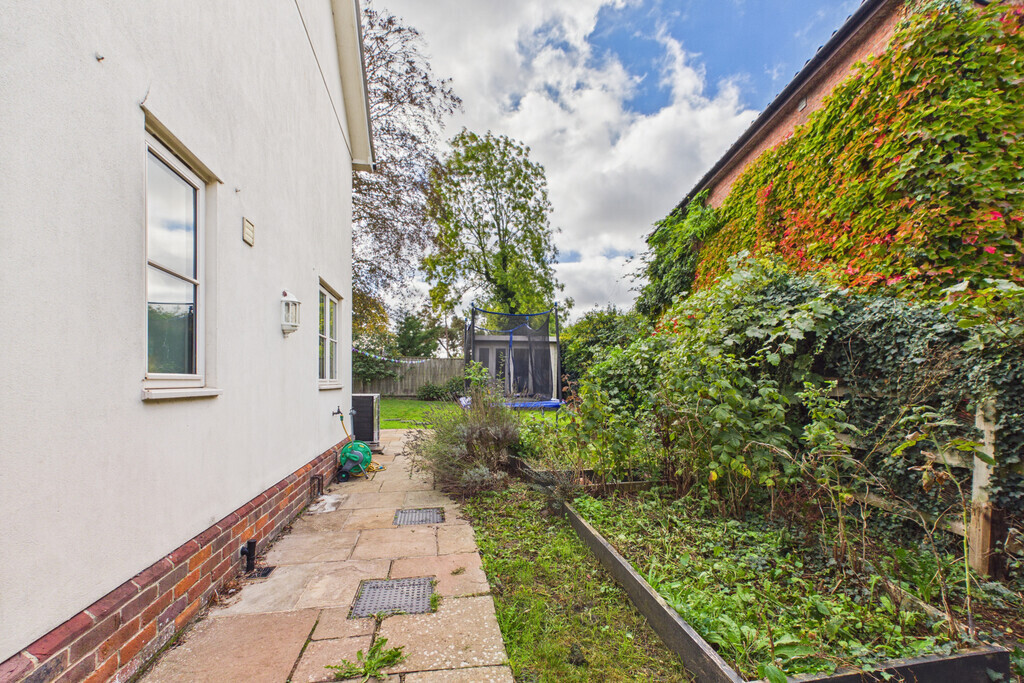 Holton Road, Halesworth Image 24