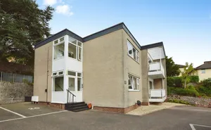 Middle Warberry Road, Torquay, Devon, TQ1 photo