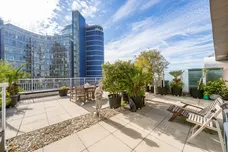 18 Lombard Road, London, SW11 photo 4