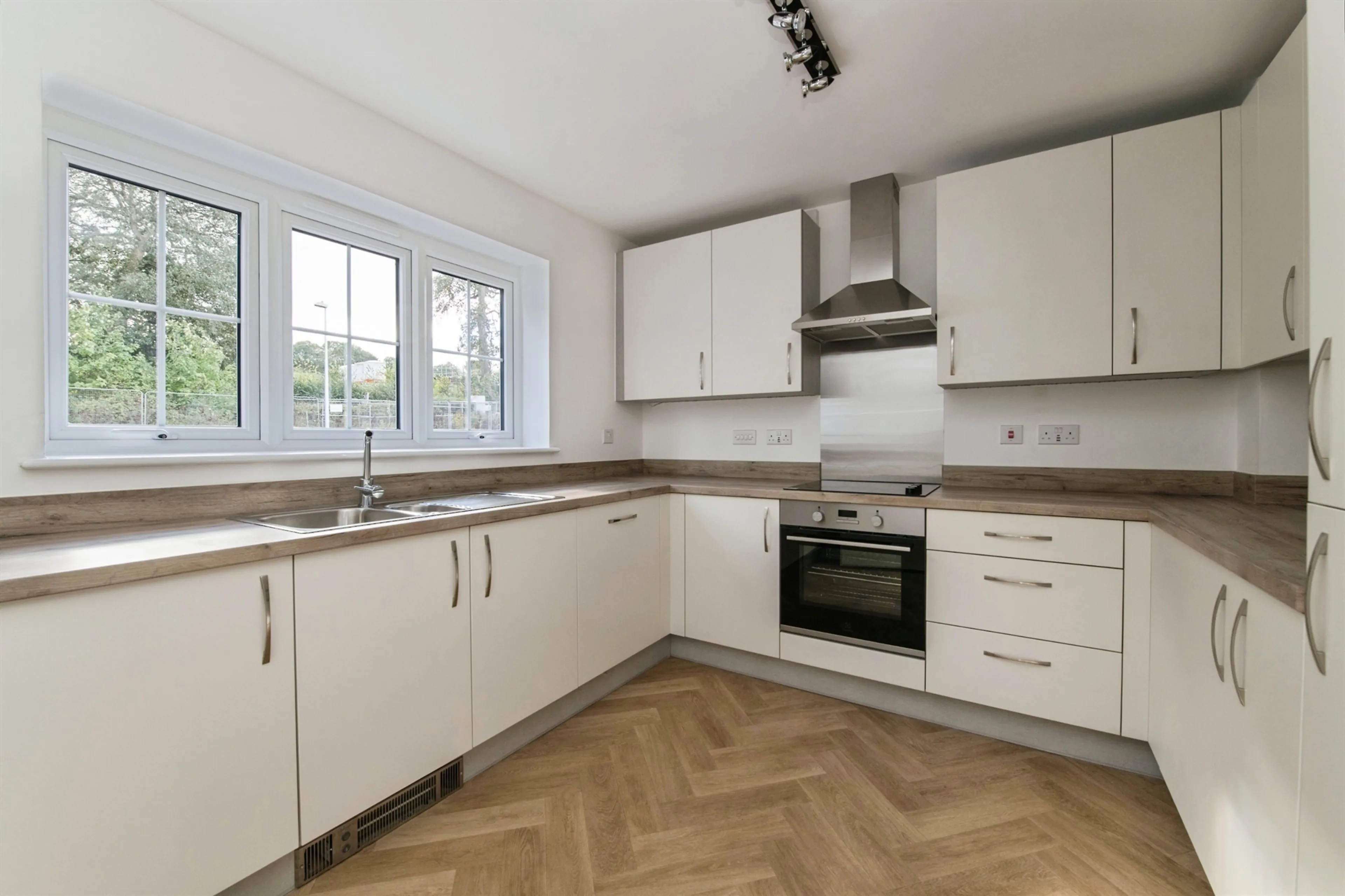 Property at Kingfisher Drive, Creedy Bridge, Crediton