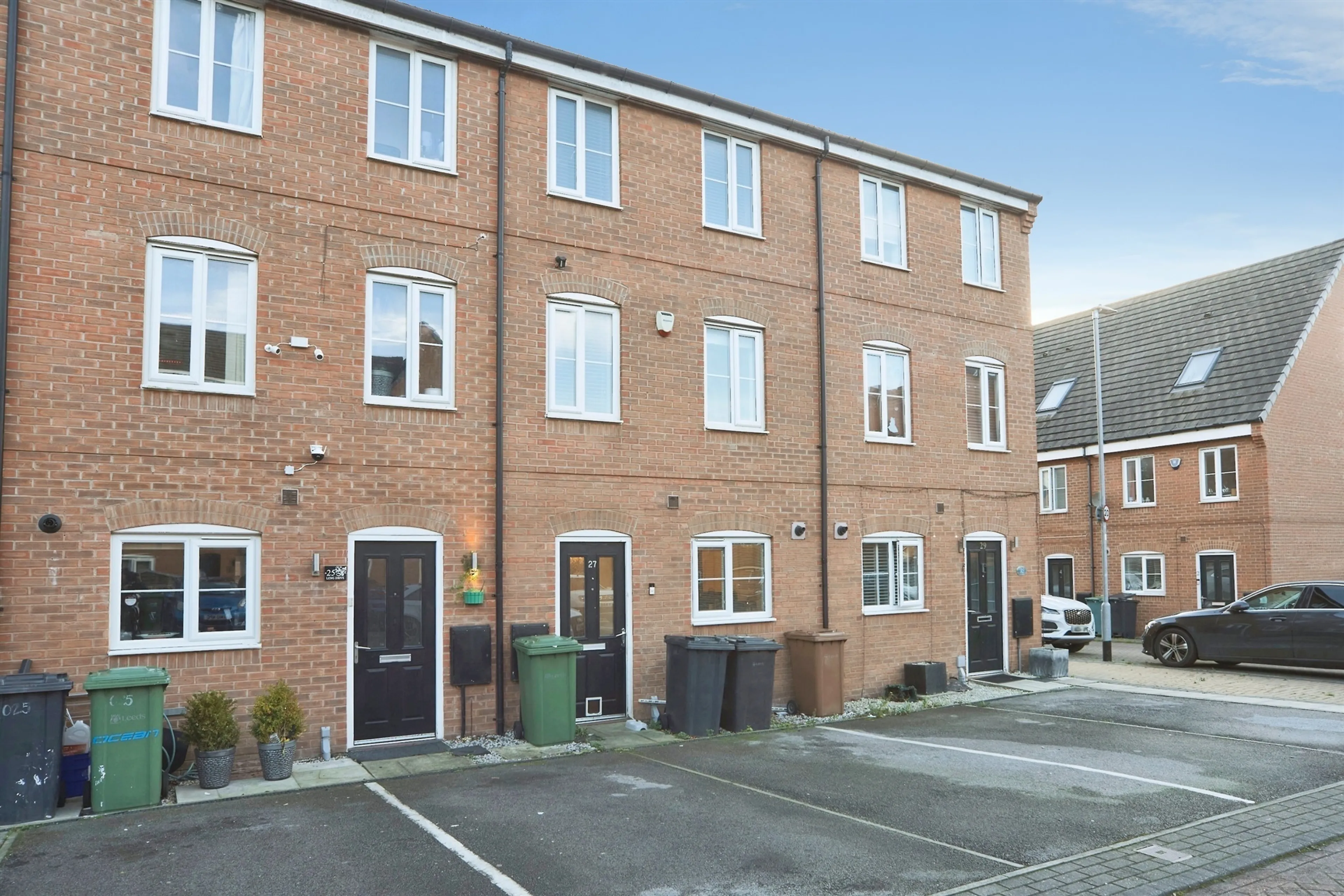 Property at Leng Drive, Thornbury, Bradford