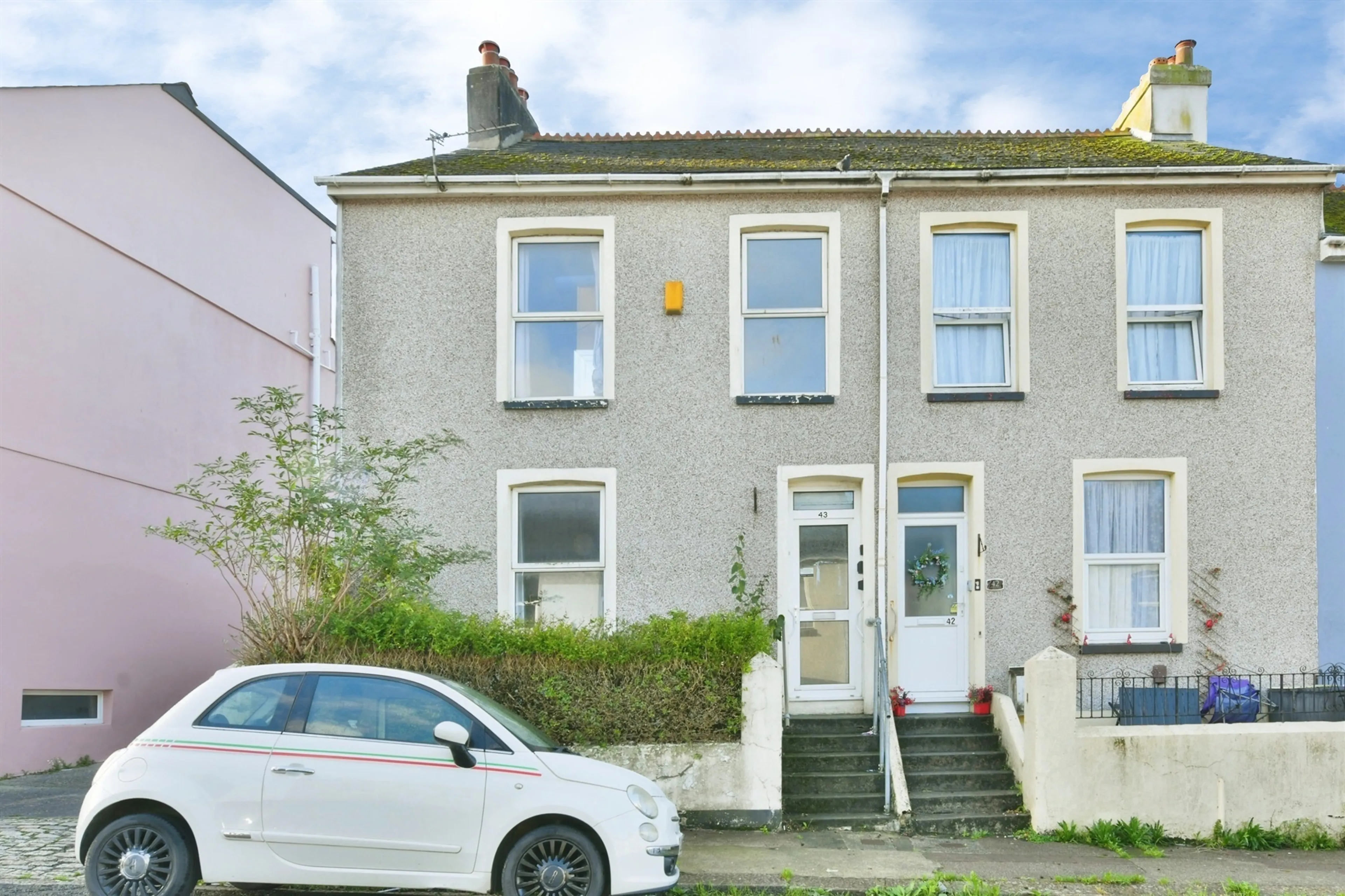 Property photo 0