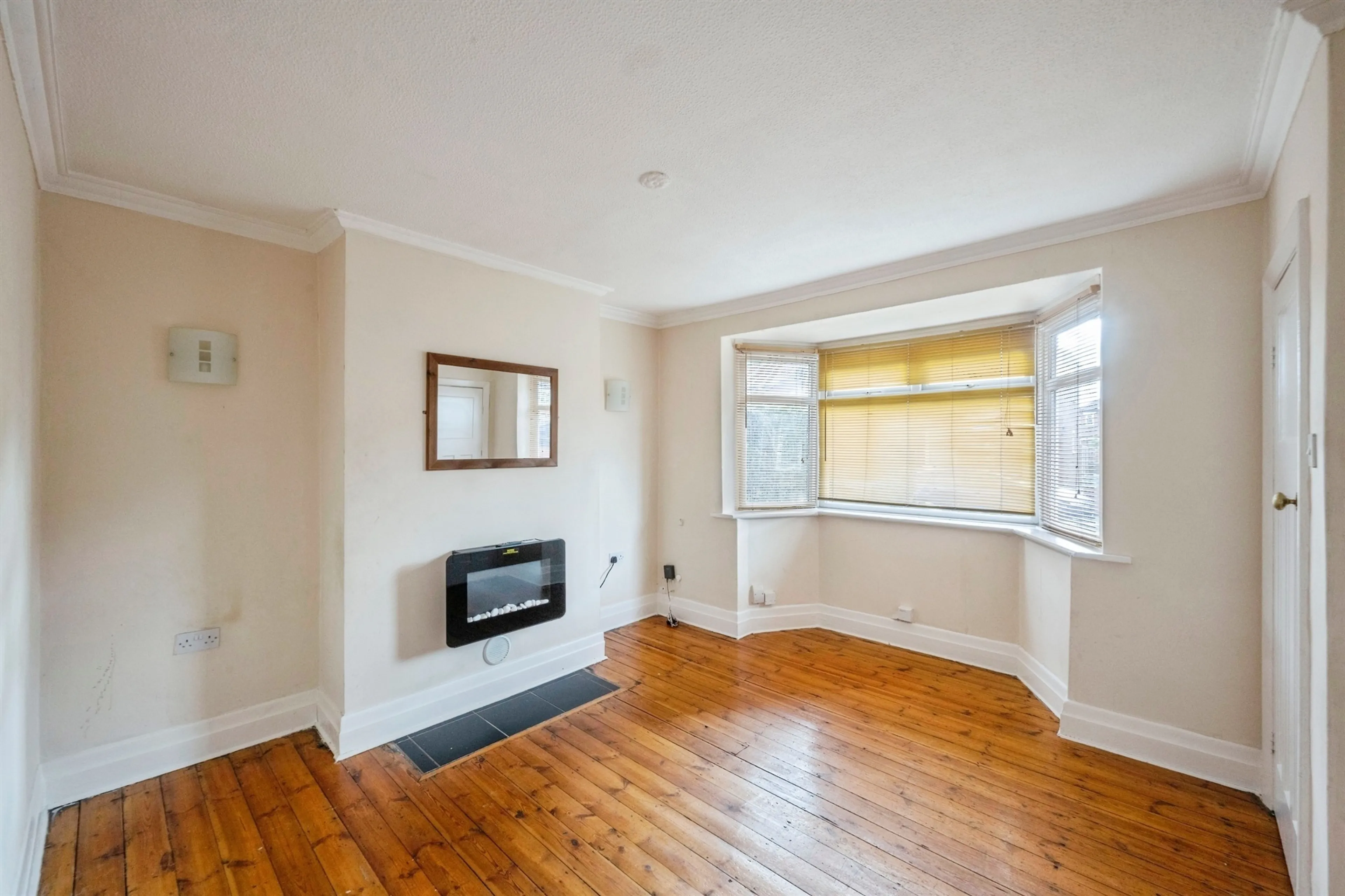 Property at Dixon Crescent, Balby, Doncaster