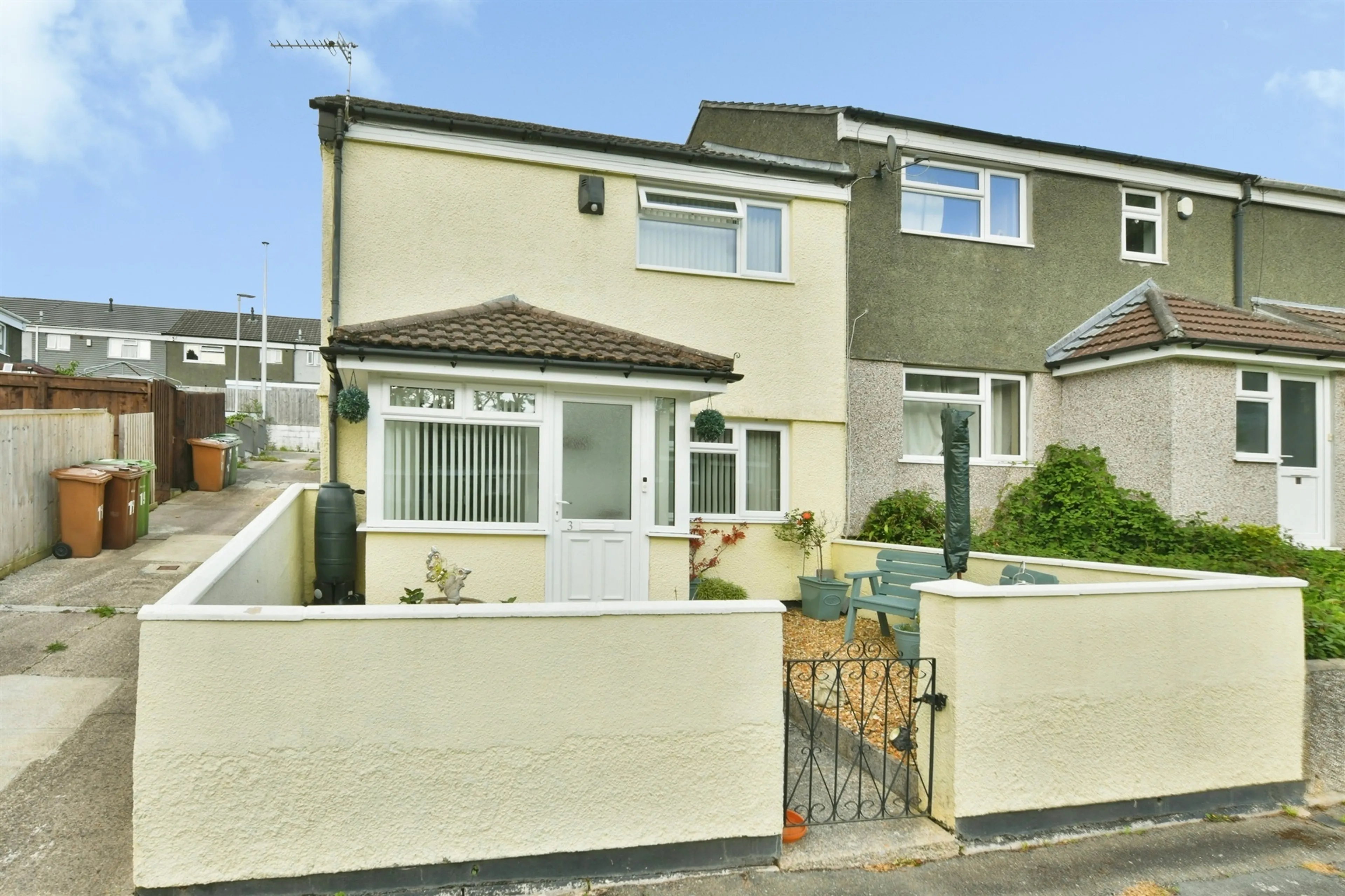 Property photo 0