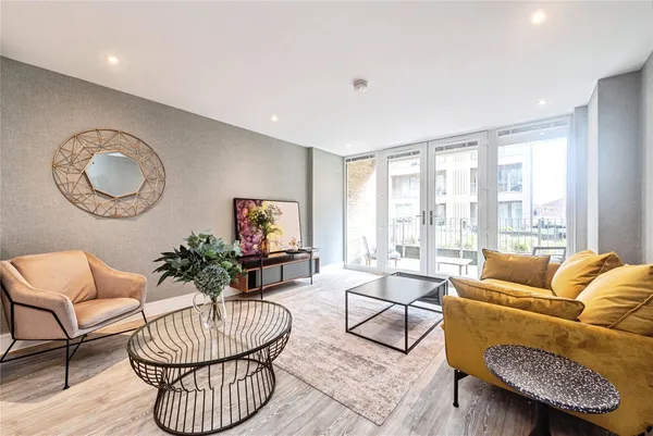 Kings Road, Newbury, Berkshire, RG14