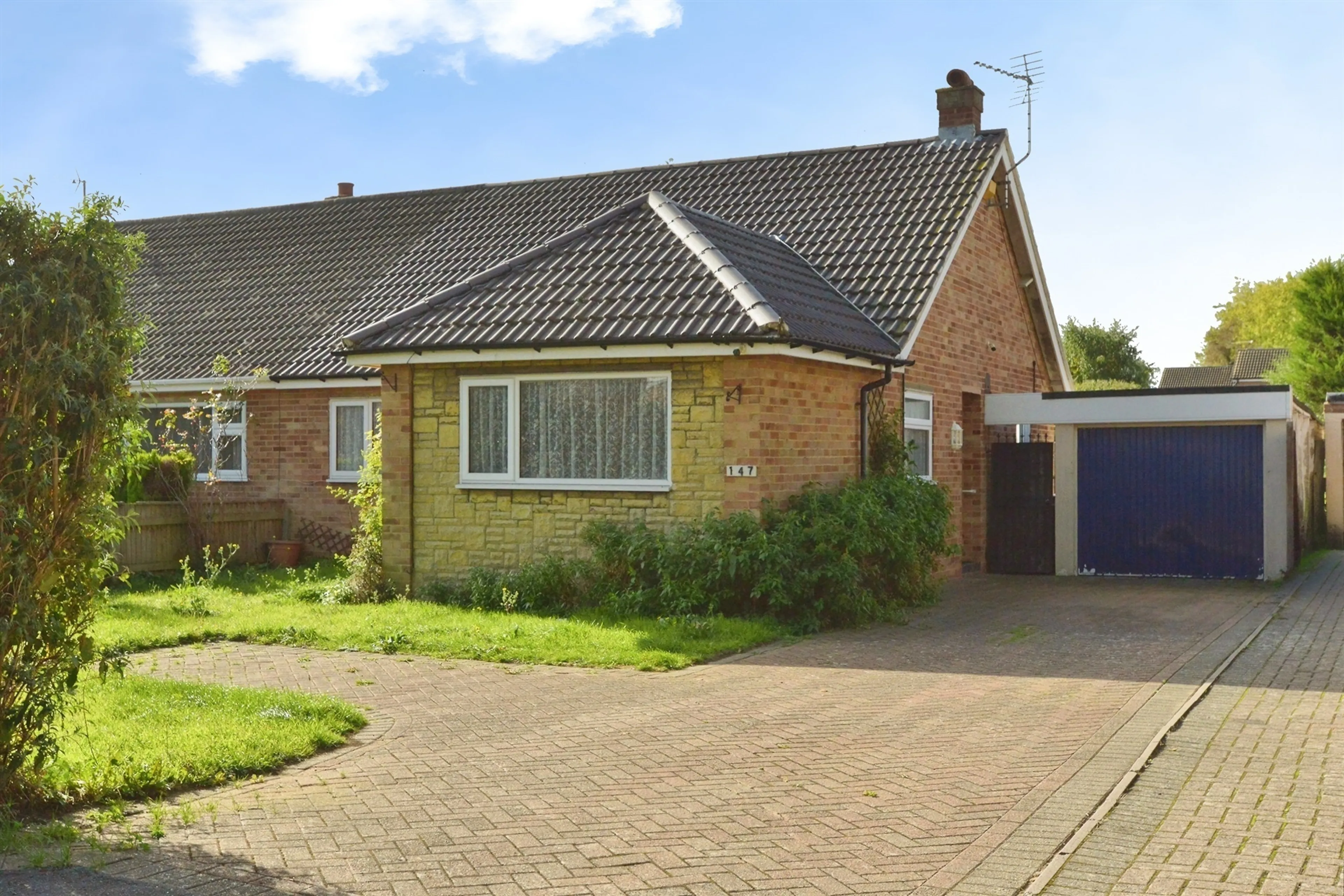 Property photo 0