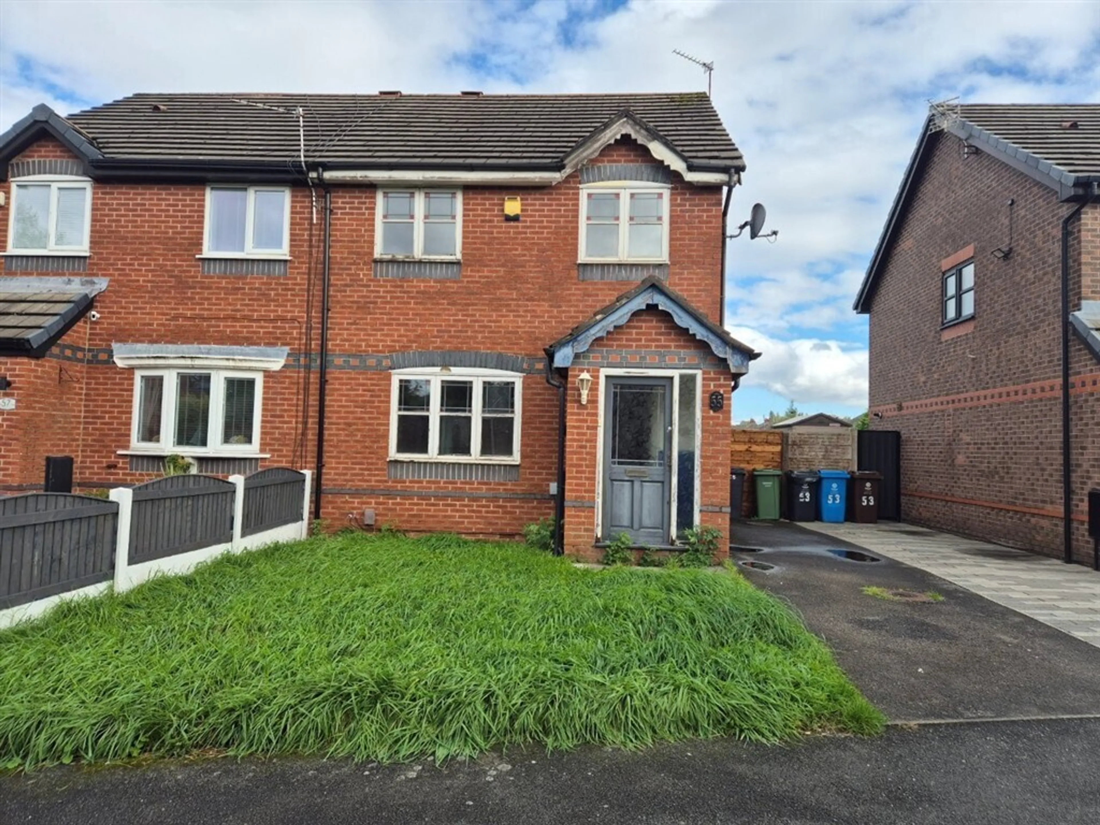Property at Ravenoak Drive, Failsworth, MANCHESTER