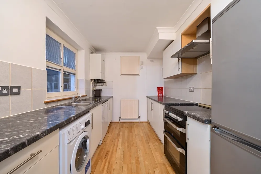 Queen of Denmark Court, Rotherhithe, SE16 photo 5