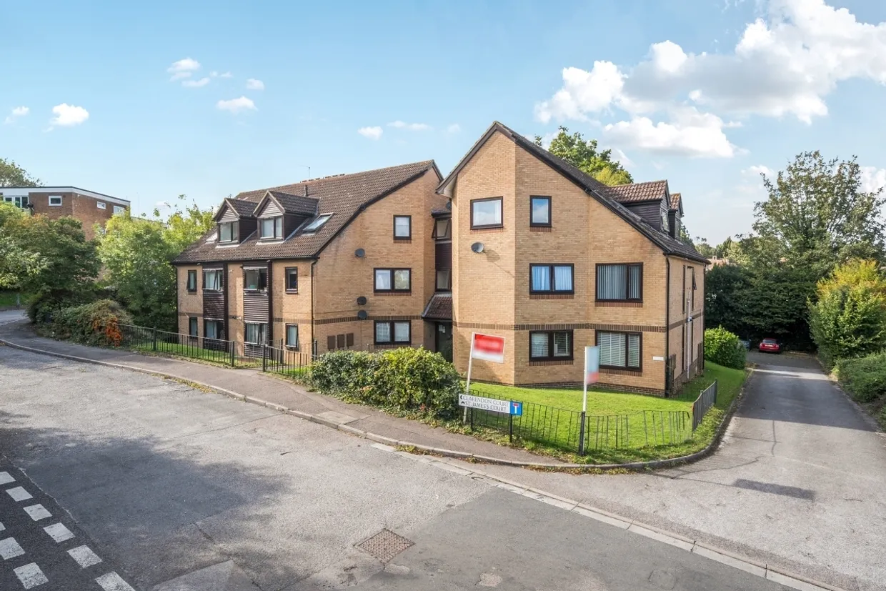 St. James Court Clarendon Road AL5 photo 2