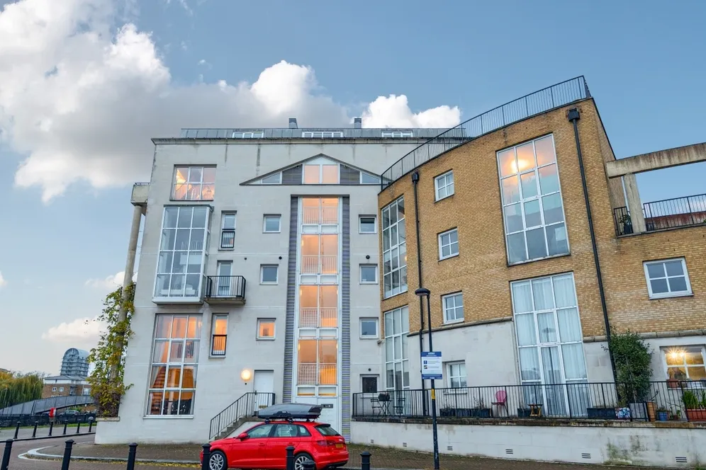 Queen of Denmark Court, Rotherhithe, SE16 photo 17