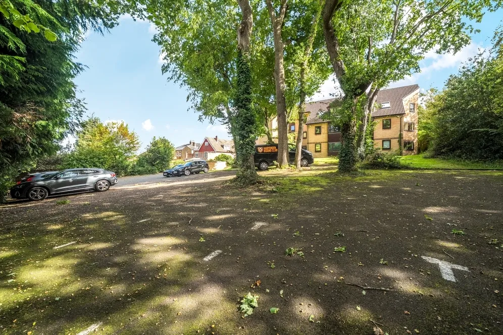St. James Court Clarendon Road AL5 photo 20